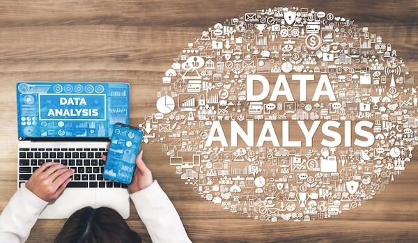 what are data analytics